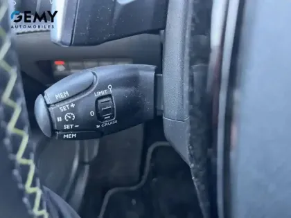 Photo 14 Peugeot 2008  PureTech 130 S&S EAT8