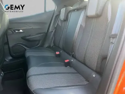 Photo 9 Peugeot 2008  PureTech 130 S&S EAT8