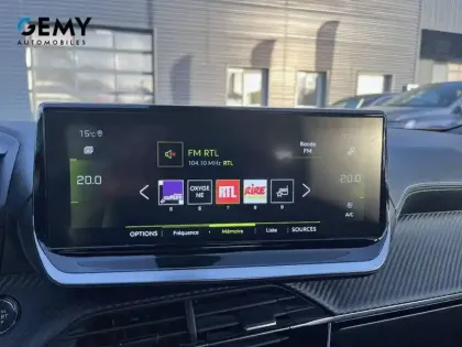 Photo 16 Peugeot 2008  PureTech 130 S&S EAT8