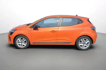 Photo 11 Renault Clio  E-Tech full hybrid 145