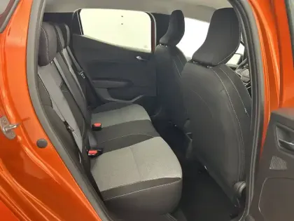 Photo 33 Renault Clio  E-Tech full hybrid 145
