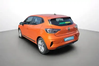 Photo 12 Renault Clio  E-Tech full hybrid 145
