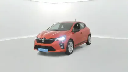 Photo 18 Renault Clio  E-Tech full hybrid 145