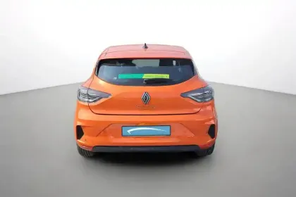 Photo 13 Renault Clio  E-Tech full hybrid 145