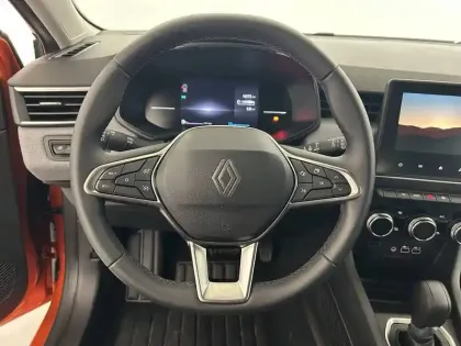 Photo 32 Renault Clio  E-Tech full hybrid 145