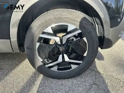 Photo 28 Peugeot 2008  Hybrid 145 e-DCS6