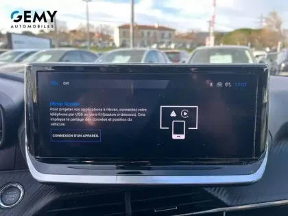 Photo 33 Peugeot 2008  Hybrid 145 e-DCS6