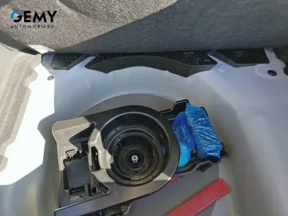 Photo 11 Peugeot 208  Hybrid 100 e-DCS6