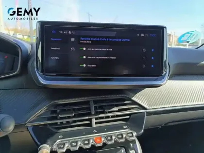 Photo 16 Peugeot 208  Hybrid 100 e-DCS6