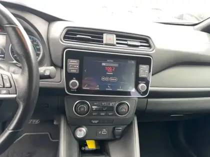 Photo 35 Nissan Leaf  Electrique 40kWh