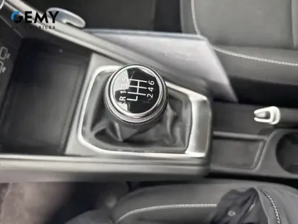 Photo 24 Renault Captur  Blue dCi 95