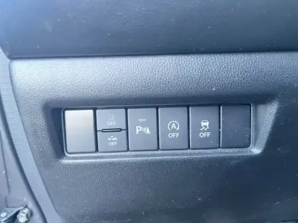 Photo 21 Suzuki Swift  1.2 Dualjet Hybrid AllGrip