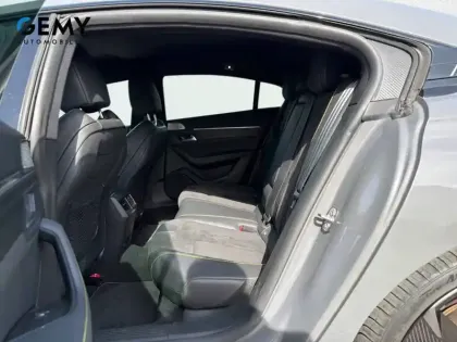 Photo 9 Peugeot 508  Hybrid4 360 e-EAT8 Peugeot Sport Engineered