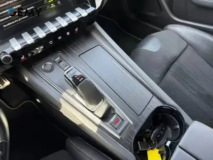 Photo 21 Peugeot 508  Hybrid4 360 e-EAT8 Peugeot Sport Engineered