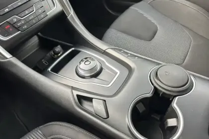 Photo 68 Ford Mondeo Gén. IV Ph2 Titanium 5