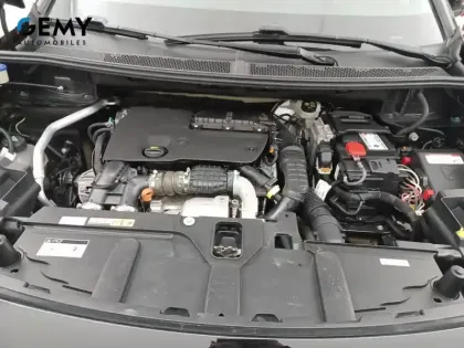 Photo 14 Peugeot 3008 Gén. II Ph1 GT Line 5