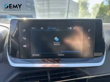 Photo 48 Peugeot 2008  PureTech 100 S&S BVM6