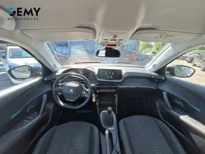 Photo 24 Peugeot 2008  PureTech 100 S&S BVM6