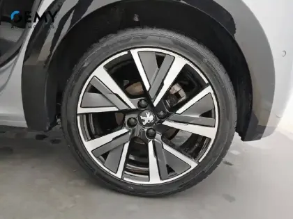 Photo 41 Peugeot 208 Gén. II Ph1 NG GT 5