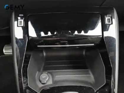 Photo 59 Peugeot 208  PureTech 130 S&S EAT8