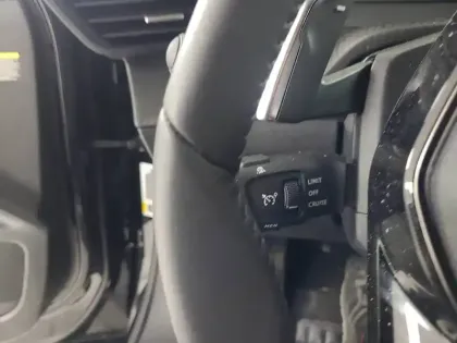 Photo 17 Peugeot 2008  Hybrid 145 e-DCS6