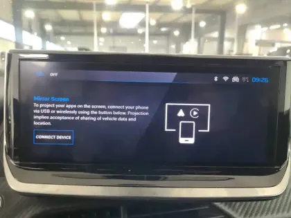 Photo 14 Peugeot 2008  Hybrid 145 e-DCS6