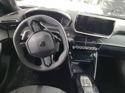 Photo 9 Peugeot 2008  Hybrid 145 e-DCS6