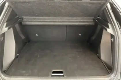 Photo 11 Peugeot 2008  Hybrid 145 e-DCS6