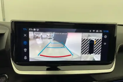 Photo 19 Peugeot 2008  Hybrid 145 e-DCS6