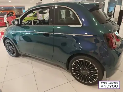 Photo 6 Fiat 500  3+1 e 118 ch