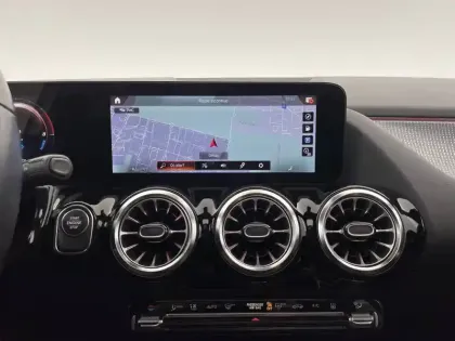 Photo 20 Mercedes Classe B  250 e 8G-DCT