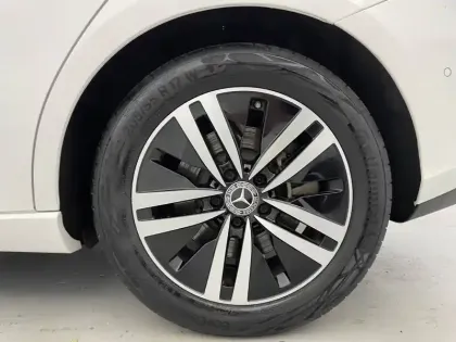 Photo 16 Mercedes Classe B  250 e 8G-DCT