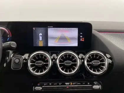 Photo 33 Mercedes Classe B  250 e 8G-DCT