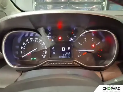 Photo 16 Citroën C3 Aircross  PureTech 130 S&S EAT6