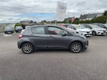 Photo 14 Toyota Yaris  Hybride 100h