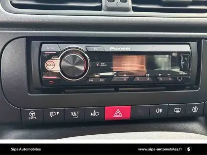 Photo 22 Fiat Panda  1.0 70 ch Hybride BSG S/S