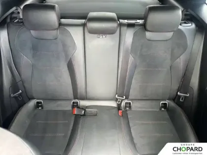 Photo 18 Mercedes GLA  250 e 8G-DCT