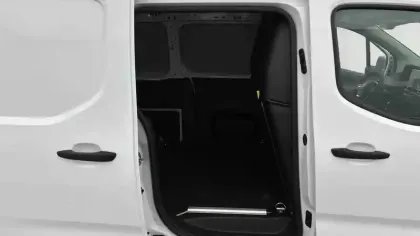 Photo 19 Peugeot Partner  FOURGON M 650 KG BLUEHDI 130 S&S EAT8