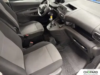 Photo 12 Peugeot Partner  FOURGON STANDARD 650 KG BLUEHDI 130 S&S BVM6