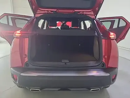 Photo 5 Peugeot 2008  Hybrid 145 e-DCS6