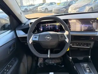 Photo 8 Opel Frontera  1.2 Turbo Hybrid 145 ch e-DCT6