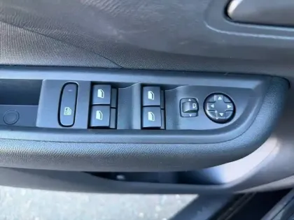 Photo 26 Opel Frontera  1.2 Turbo Hybrid 145 ch e-DCT6