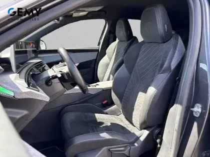 Photo 8 Peugeot 3008  Hybrid 136 e-DCS6