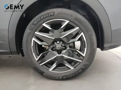 Photo 36 Peugeot 3008  Hybrid 136 e-DCS6