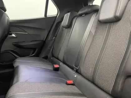 Photo 14 Peugeot 2008  Electrique 136 ch