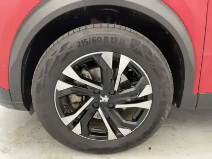 Photo 16 Peugeot 2008  Electrique 136 ch