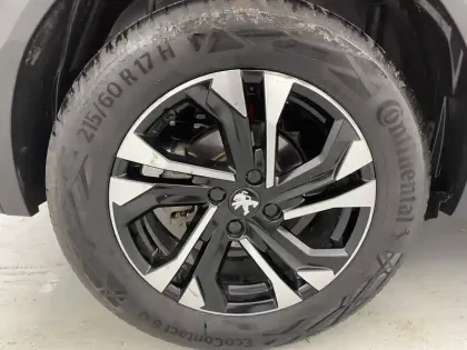 Photo 18 Peugeot 2008  Electrique 136 ch