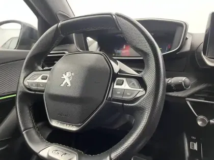 Photo 28 Peugeot 2008  Electrique 136 ch