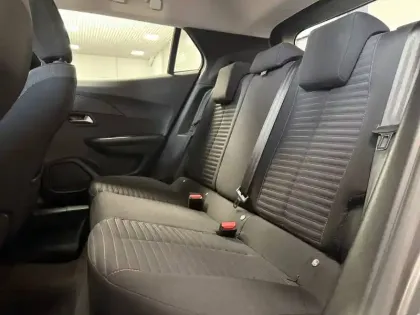 Photo 10 Peugeot 2008  BlueHDi 100 S&S BVM6