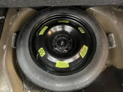 Photo 18 Peugeot 2008  BlueHDi 100 S&S BVM6